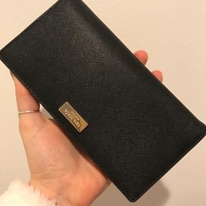 Brand New Kate Spade Wallet!!